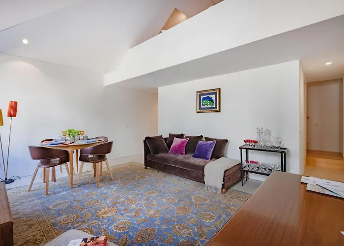 Rosarinho Cruz Invites To Atelier By The Sea Appartement