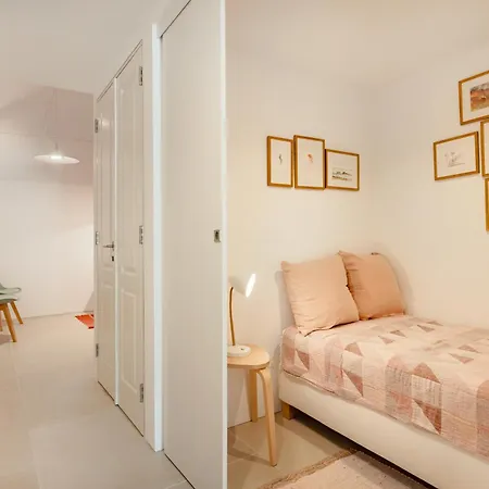 Rosarinho Cruz Invites To Atelier By The Sea *