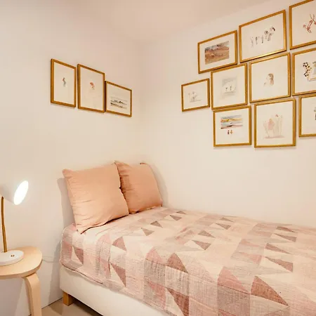 Rosarinho Cruz Invites To Atelier By The Sea Lägenhet