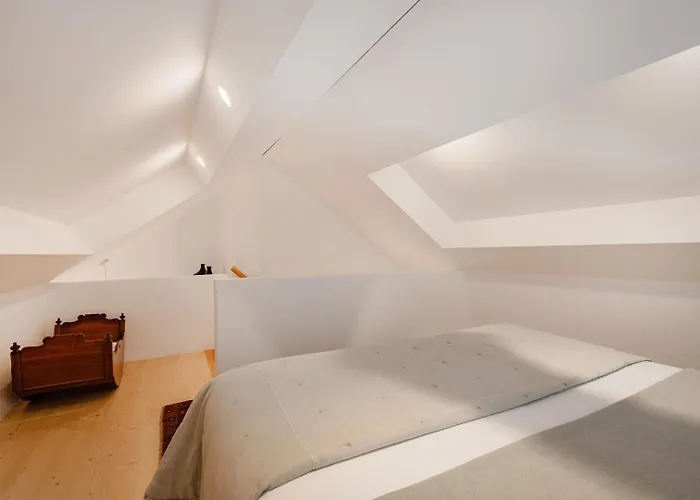 Rosarinho Cruz Invites To Atelier By The Sea Apartman Porto