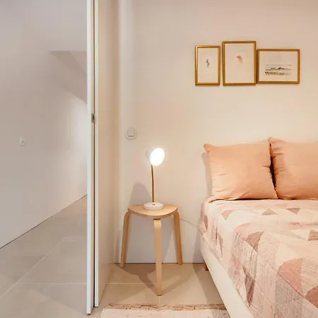 דירה Rosarinho Cruz Invites To Atelier By The Sea *